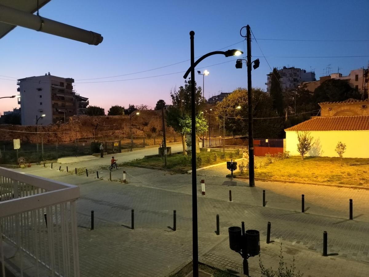 סלוניקי Spacetwo "Downtown Chill" By #Gimispace Lux Apt מראה חיצוני תמונה